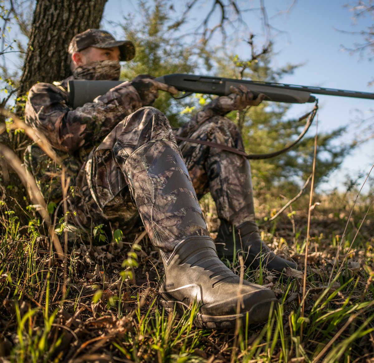 AeroHead Sport Snake Boot 16" Mossy Oak Break-Up Country