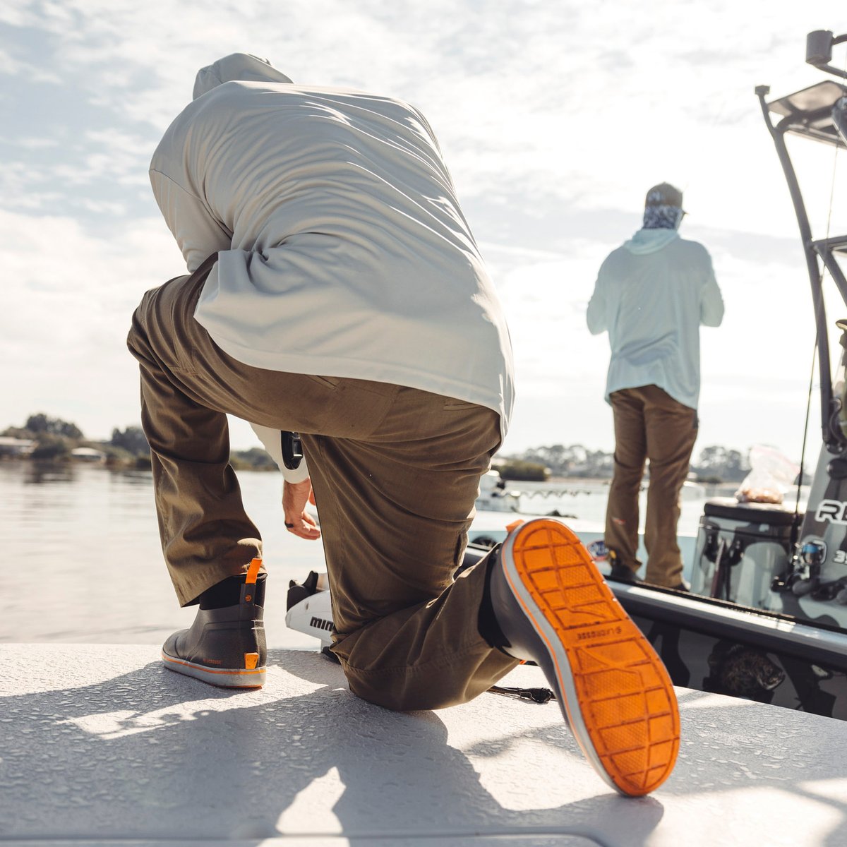 Alpha Deck Boot 6" Gray/Orange